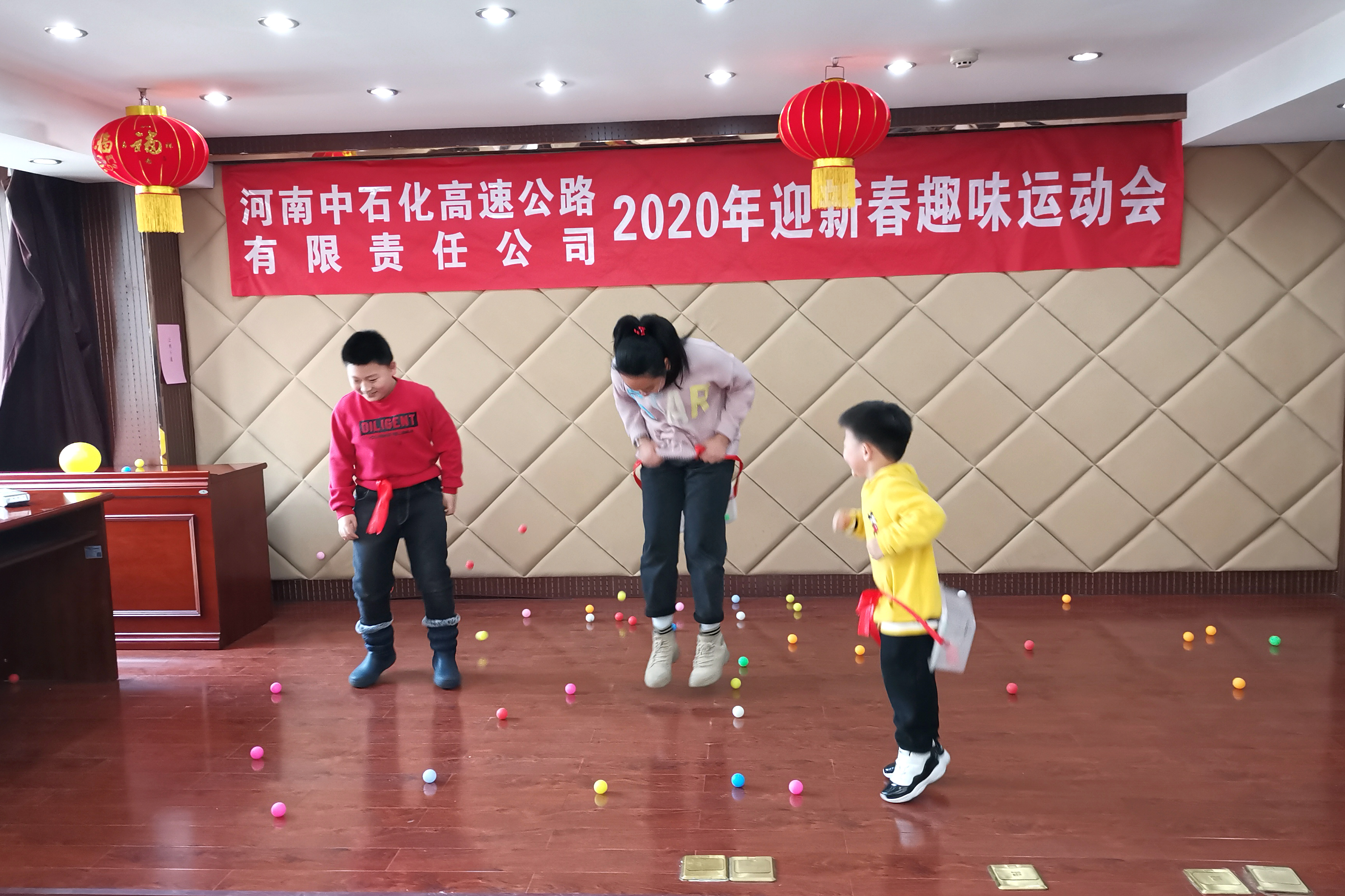 小朋友.jpg 小朋友.jpg